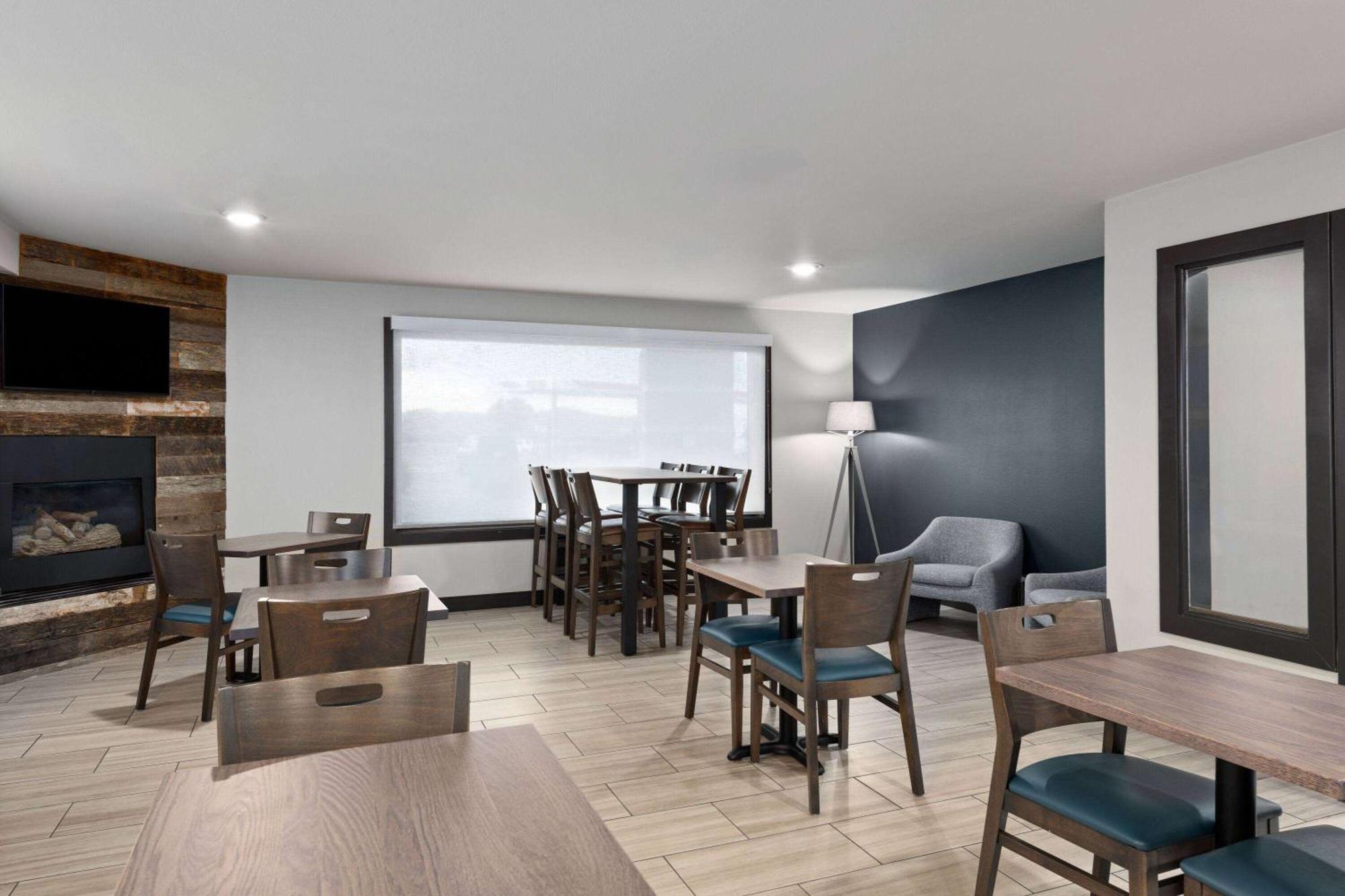 Motel Super 8 By Wyndham Big Timber Zewnętrze zdjęcie
